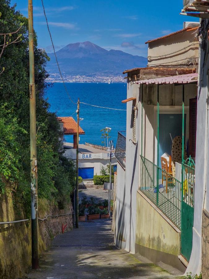 Appartamento Vico Di Mare Vico Equense Esterno foto