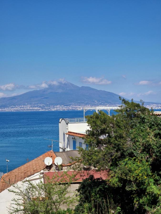 Appartamento Vico Di Mare Vico Equense Esterno foto