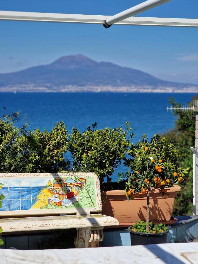 Appartamento Vico Di Mare Vico Equense Esterno foto